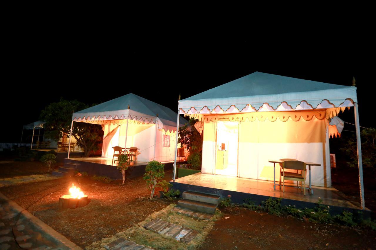 Mount Machi Resort Pune Exteriör bild