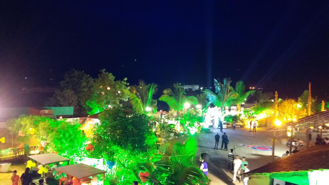 Mount Machi Resort Pune Exteriör bild