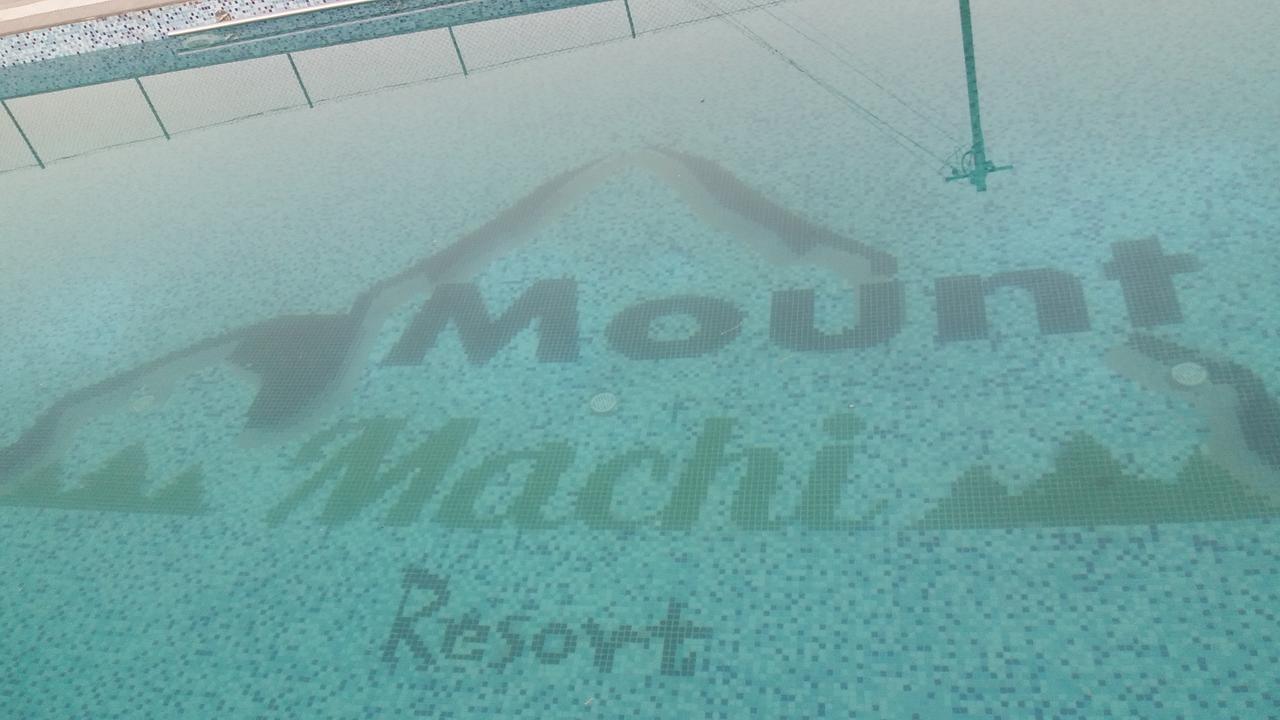 Mount Machi Resort Pune Exteriör bild