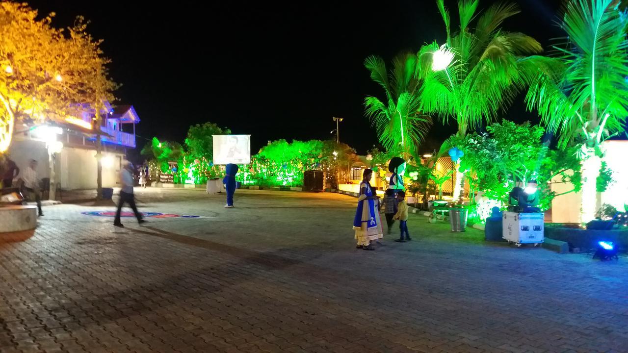 Mount Machi Resort Pune Exteriör bild